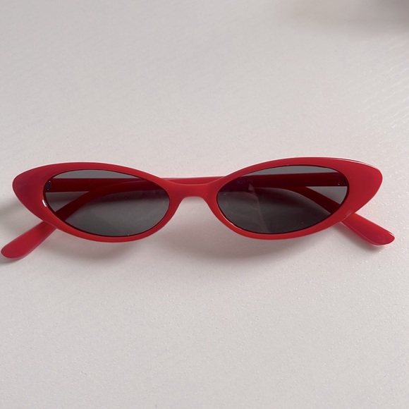 Sunglasses - Picture 6 of 6